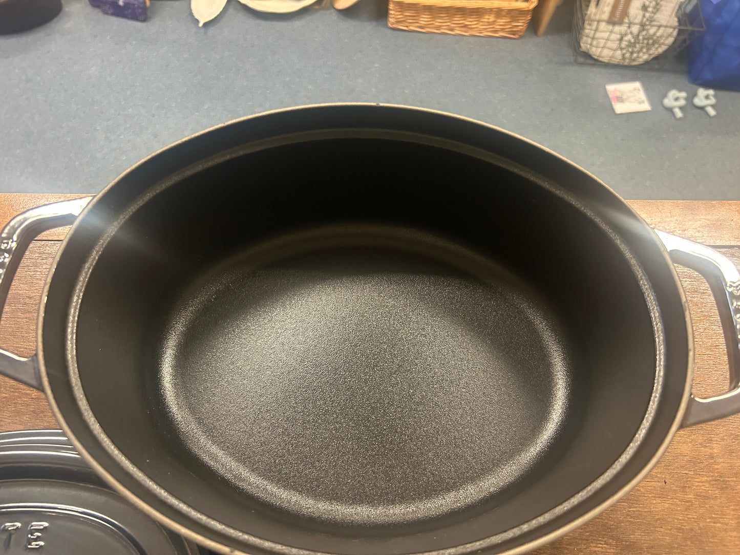 Gray Staub RARE NEW Oval FUMEE 4.25 QT, 4.5 QT