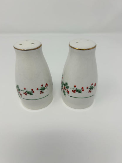 White  Holly Berries Christmas Salt & Pepper, 3"