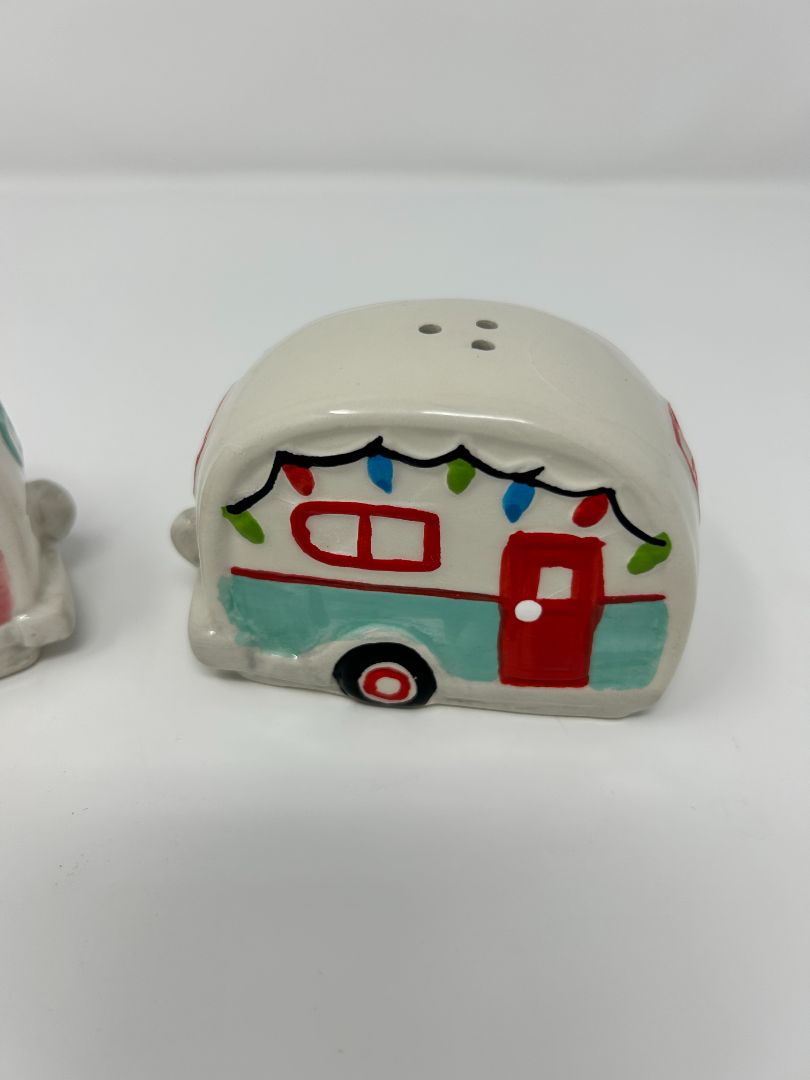 Multicolor  Christmas Campers Salt & Pepper NEW, 3 1/2"