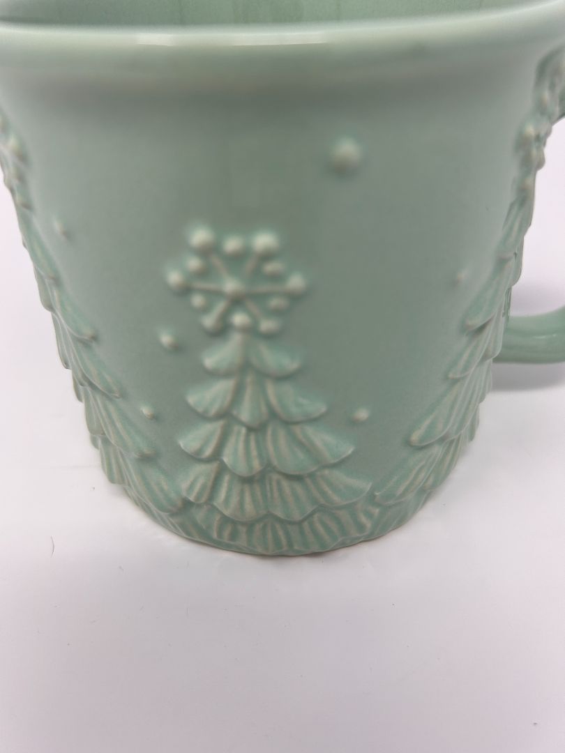 Temptations Green Tree Mug, 18 ounces