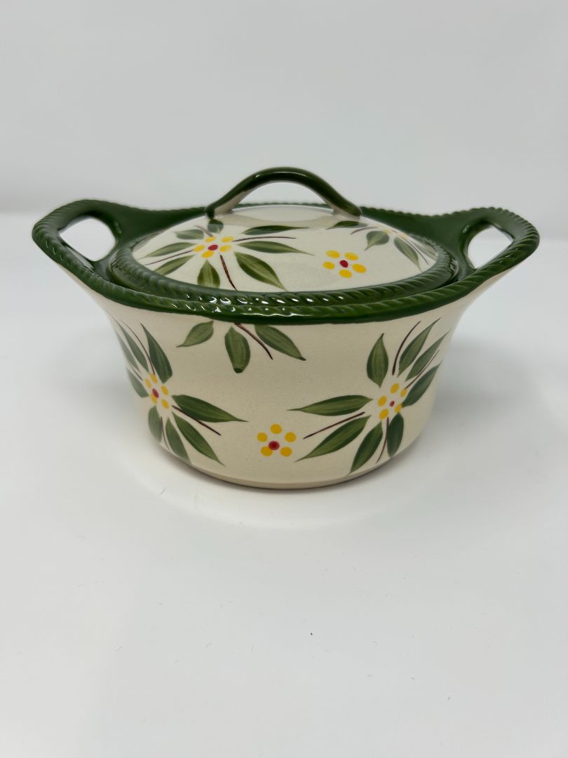 Temptations Green Old World 16 oz. Baker w/ Lid