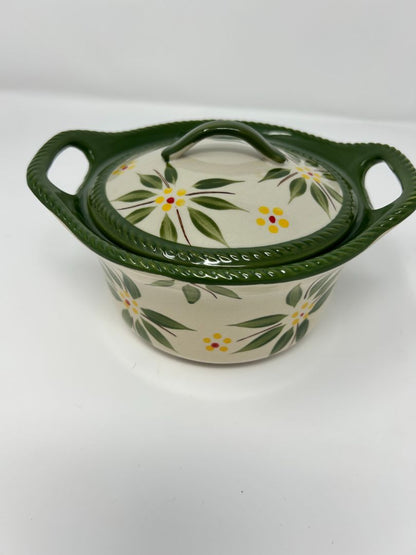 Temptations Green Old World 16 oz. Baker w/ Lid
