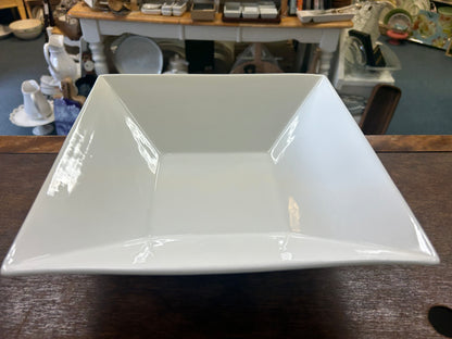 10 Strawberry Street White Square Bowl, 10 3/4"