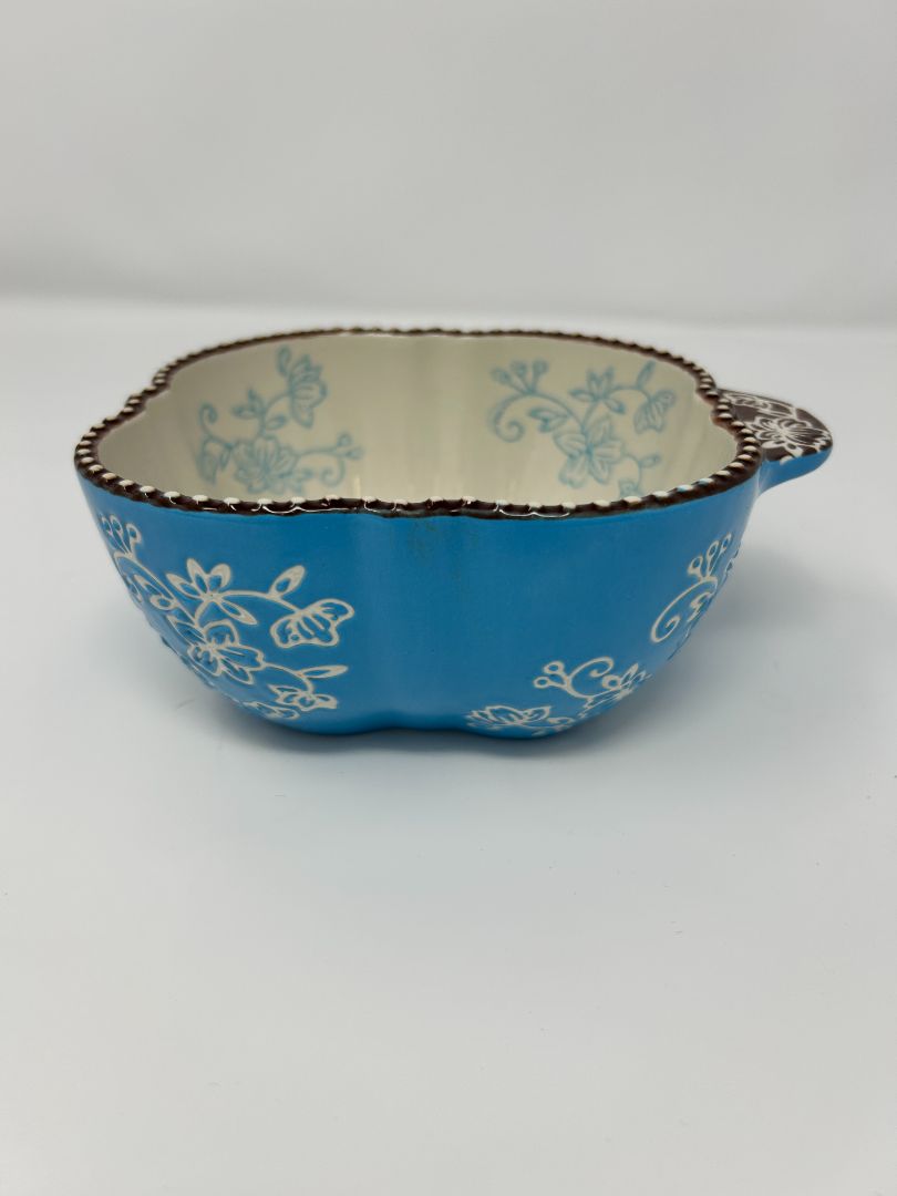 Temptations Floral Lace Blue Square Bowl, 16 ounces