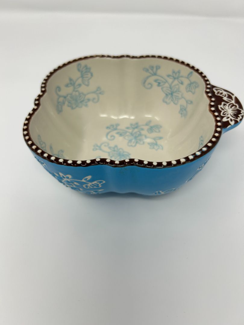 Temptations Floral Lace Blue Square Bowl, 16 ounces