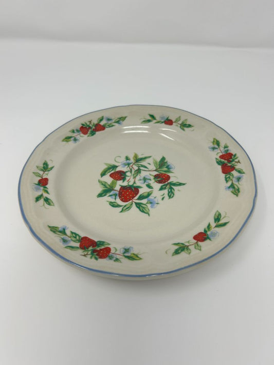 Multicolor Tabletops Unlimited Strawberry Plate, 7 1/2" across