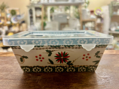 Red Green White Temptations Holiday Loaf Pan w Lid, 12 ounces
