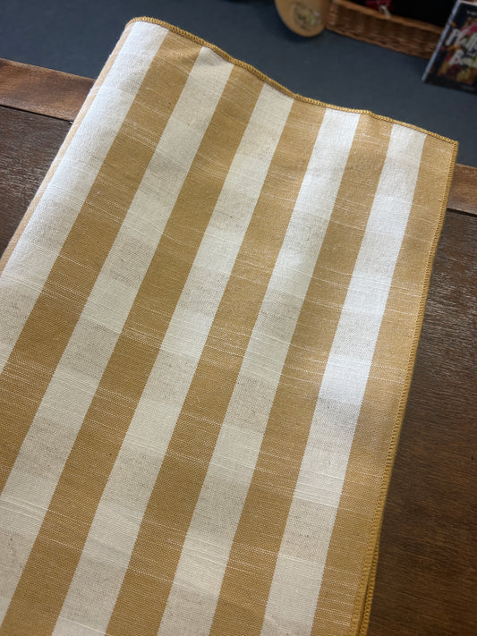 Gold Placemats 2