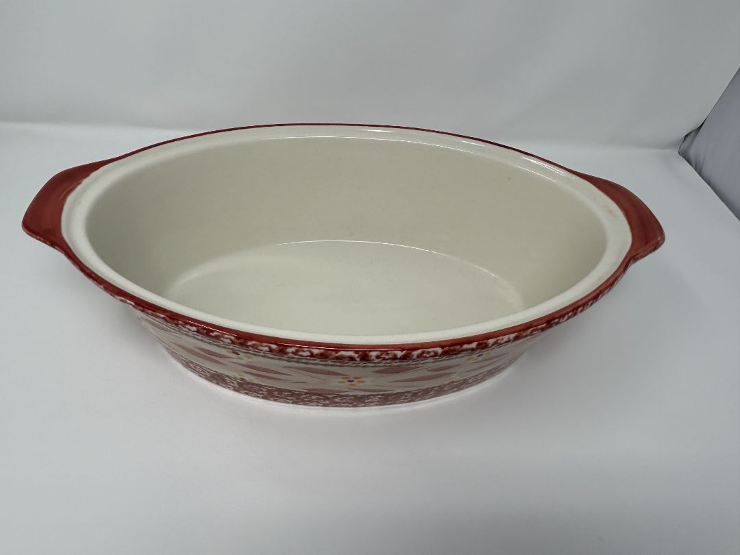 Cranberry Temptations Old World Oval Baker w/ Rack, 14 1/2"
