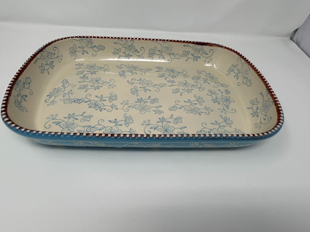 Temptations Floral Lace Lt Blue 2 Qt Baker, 2 Qt