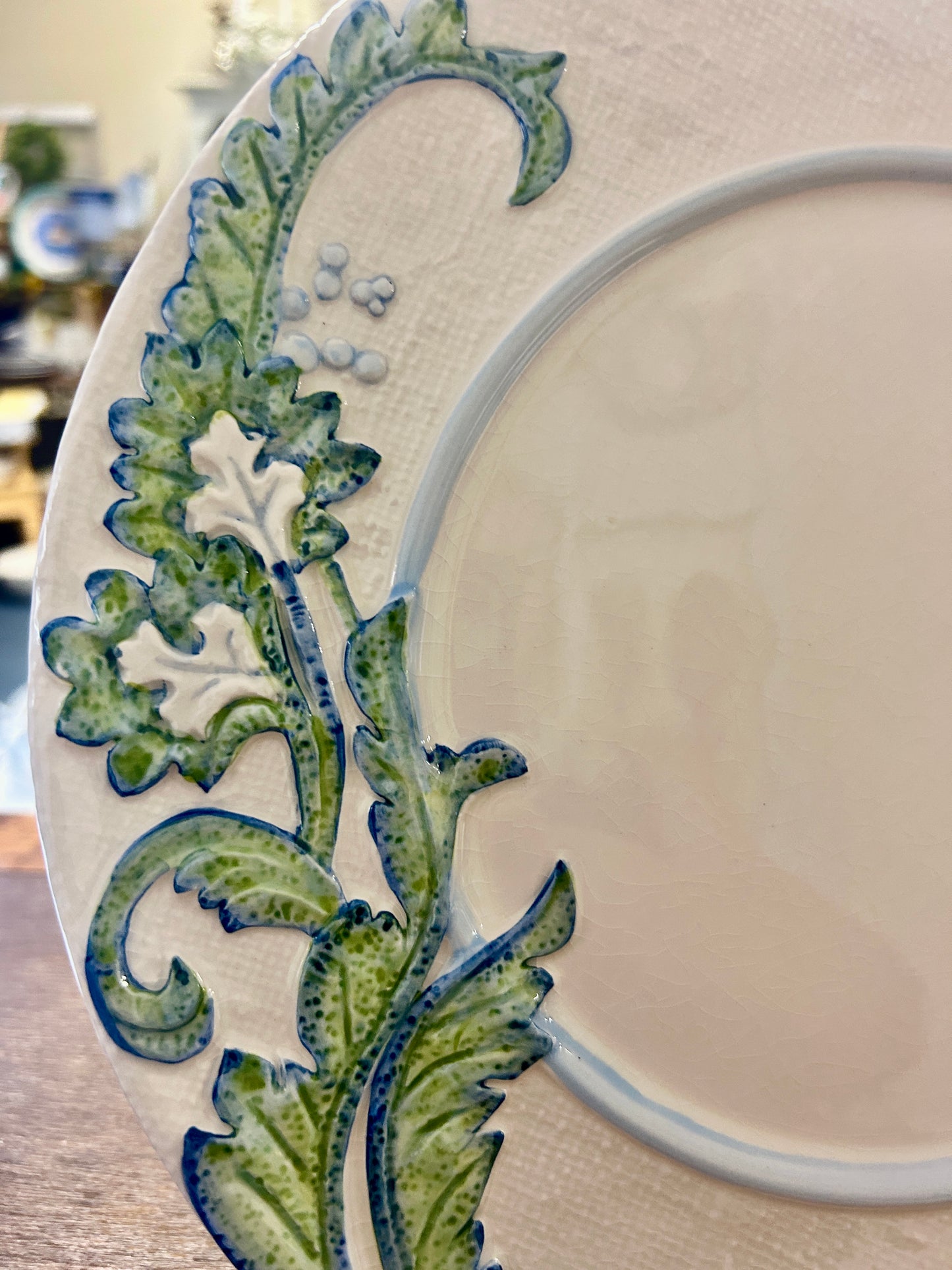 Green & White Fitz & Floyd Paloma Dinner Plate, 11"