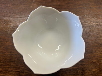 White Tulip Bowl, 4 1/4"