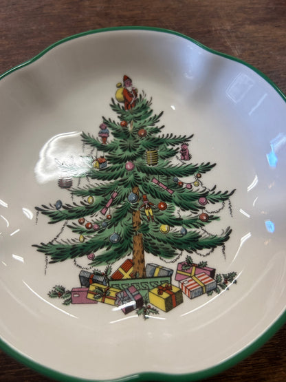 Red Green White Spode Christmas Tree Bowl England, 5"
