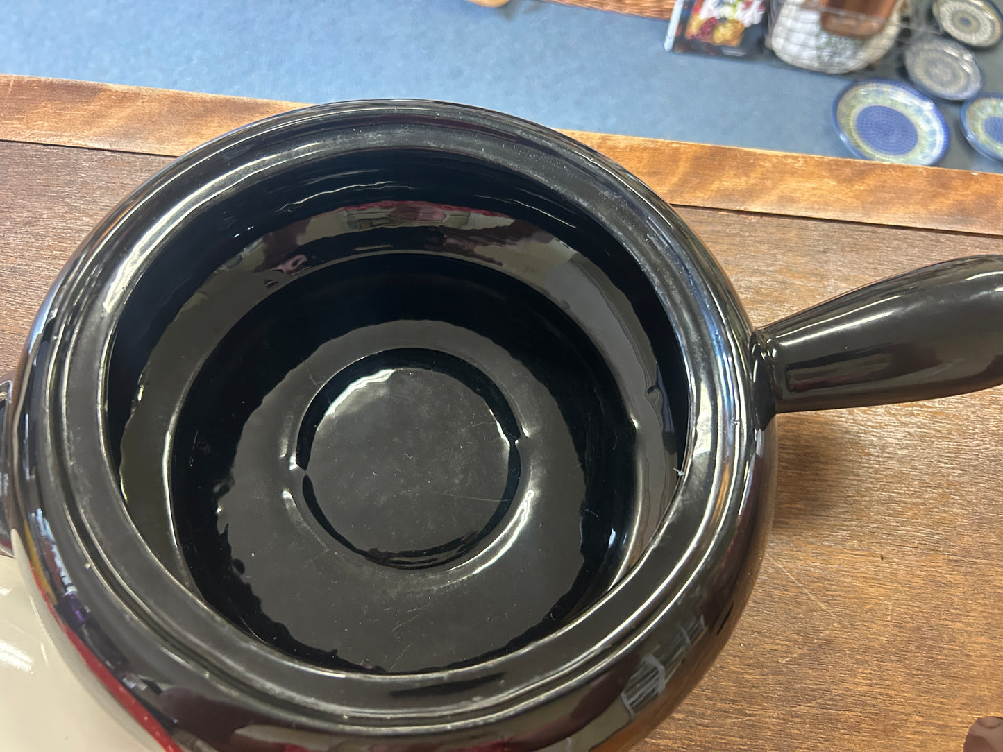 Black White Red Kenwood Lobster Casserole, 2 QT