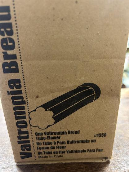 Silver Pampered Chef Flower Bread Tube, 8 3/4"