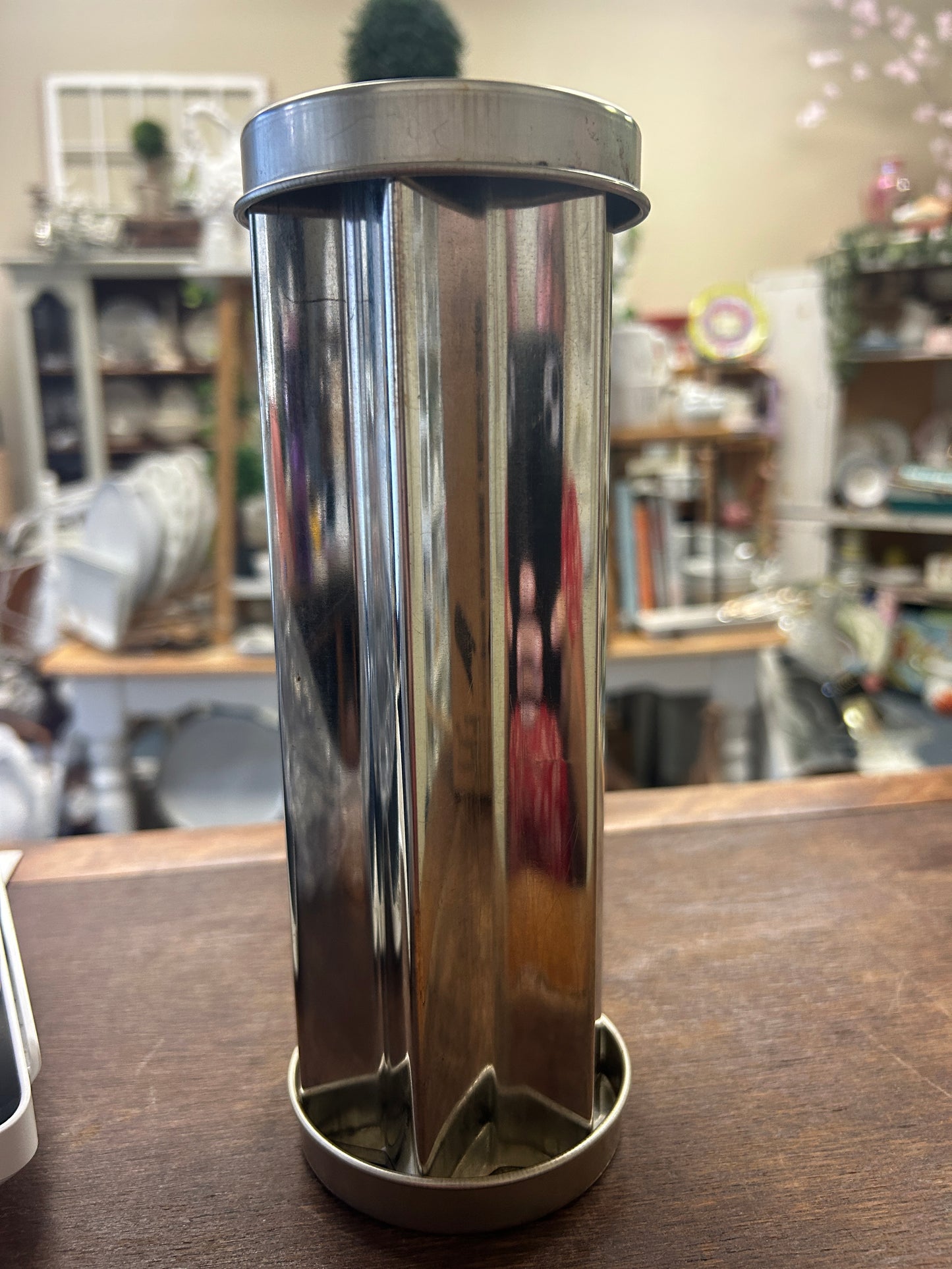 Silver Pampered Chef Star Bread Tube, 8 3/4"