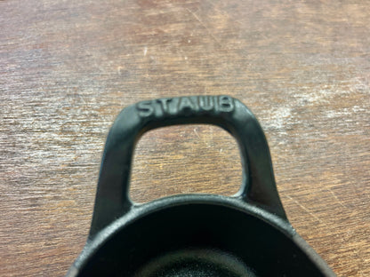 Gray Staub Graphite 8 oz Oval, 8 oz.