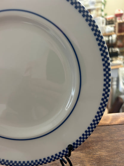 Blue & White Williams Sonoma RARE NEW Brasserie Plate Japan, 9"