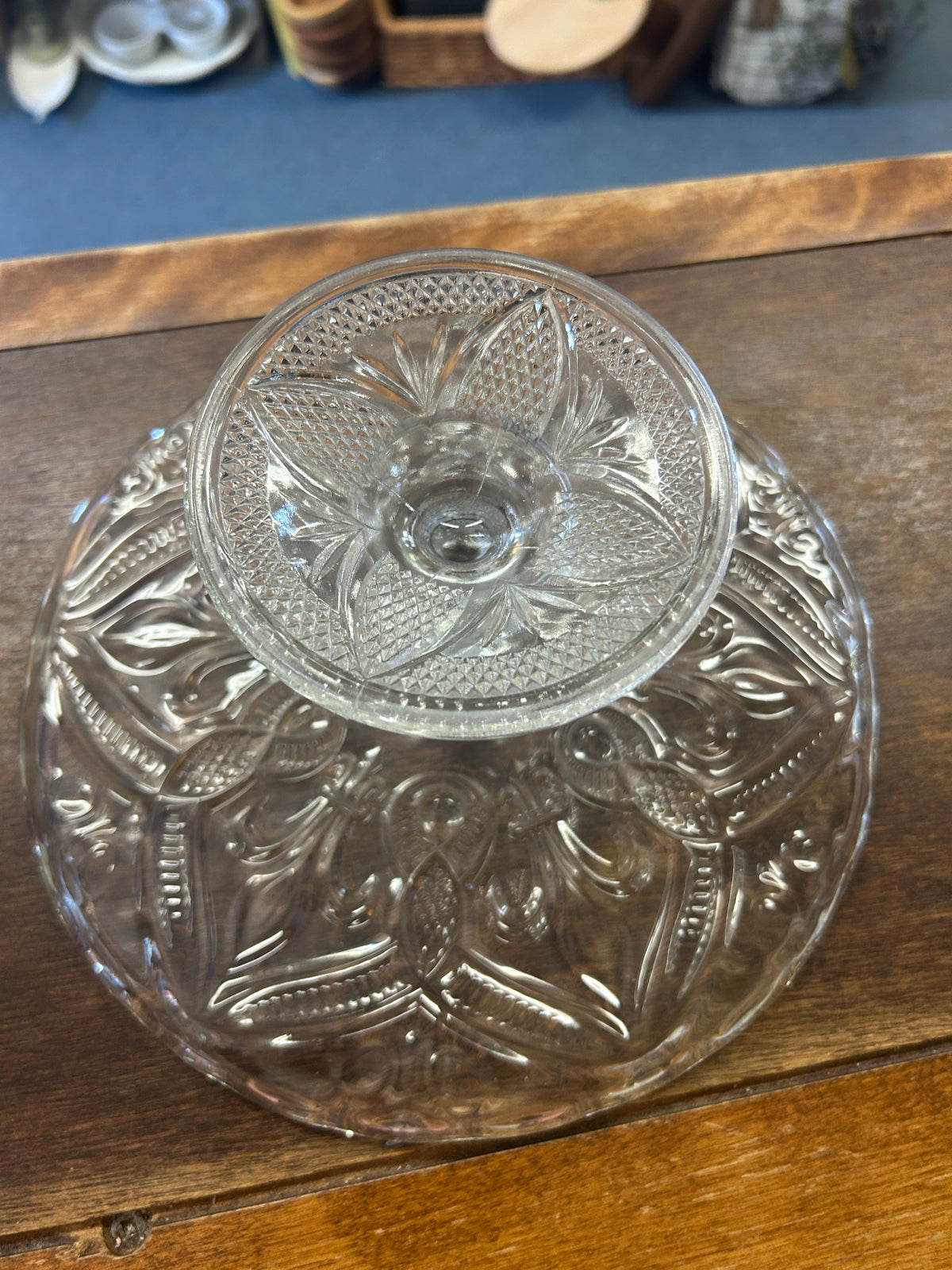 Clear Bryce Higbee Co Vintage Fleur de Lis Cake Stand, 9 1/2"