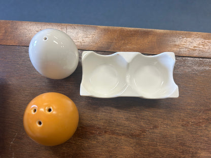 Brown & White NEW Egg Salt & Pepper, 4"