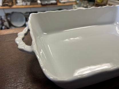 Matceramica White Rectangle Portugal, 13" x 9"