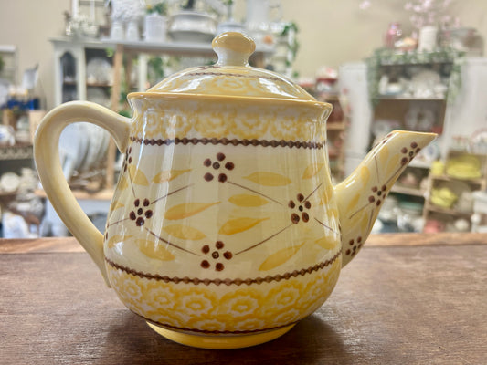 Yellow Temptations Old World Tea Pot, 7"