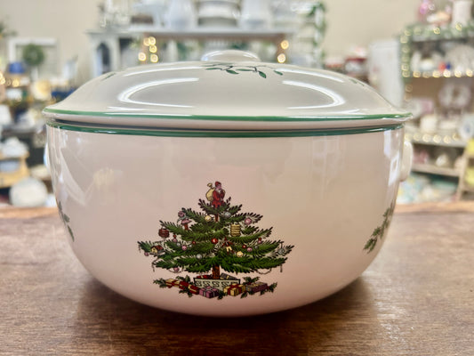 Red Green White Spode Christmas Tree Casserole, 3 QT