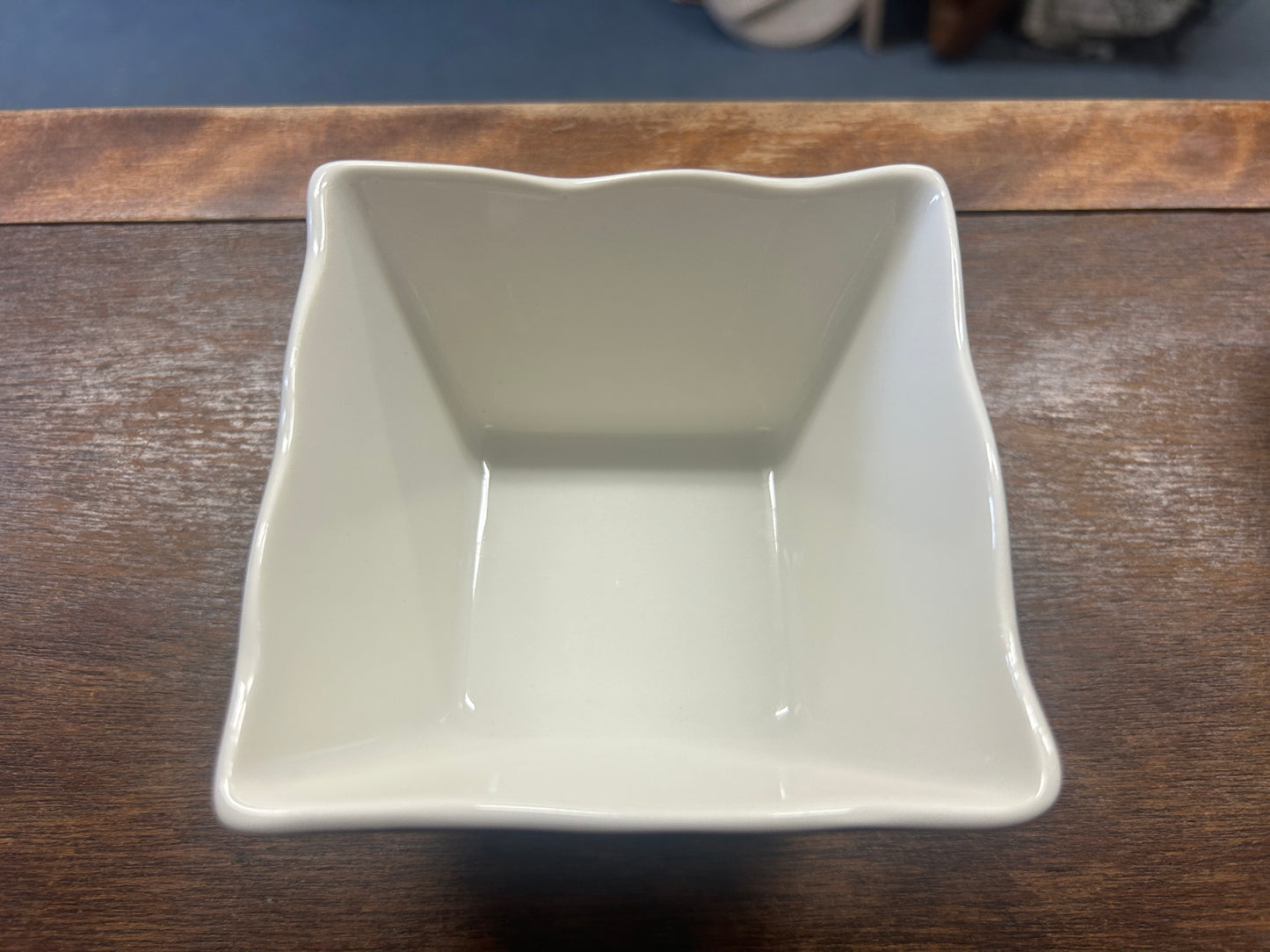 Red Green White 222 Fifth Scottie Christmas Bowl, 4"