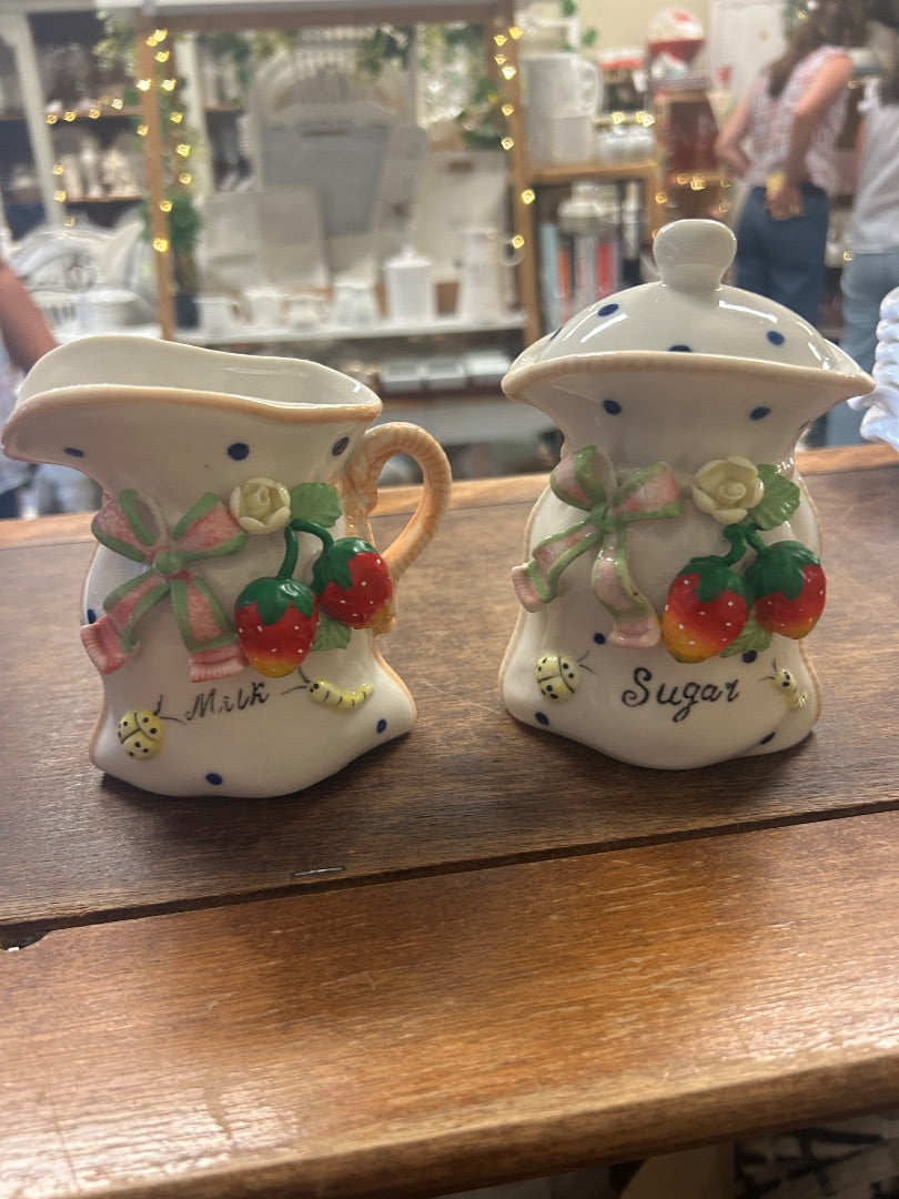 Flour Sack Creamer & Sugar