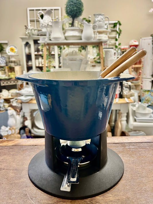 Le Creuset Blue Fondue Set France, 7 1/4"