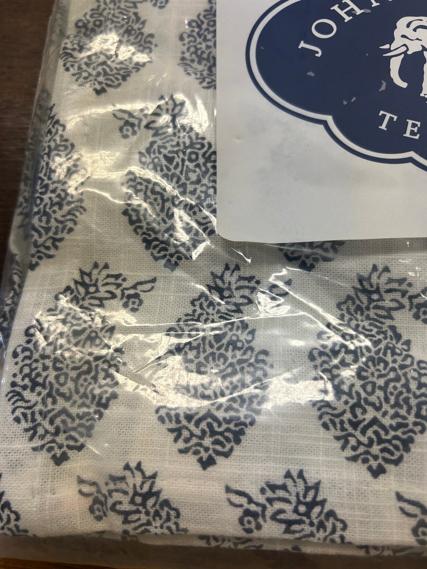 Blue & White John Robshaw NEW Indigo Napkins 4 pcs., 22"
