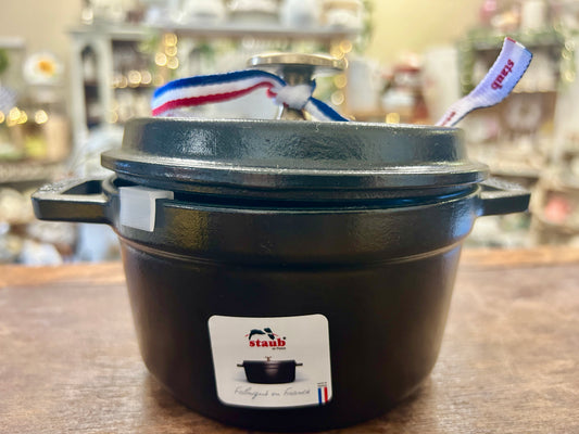 Staub NEW Black .75 QT Round France, .75 QT