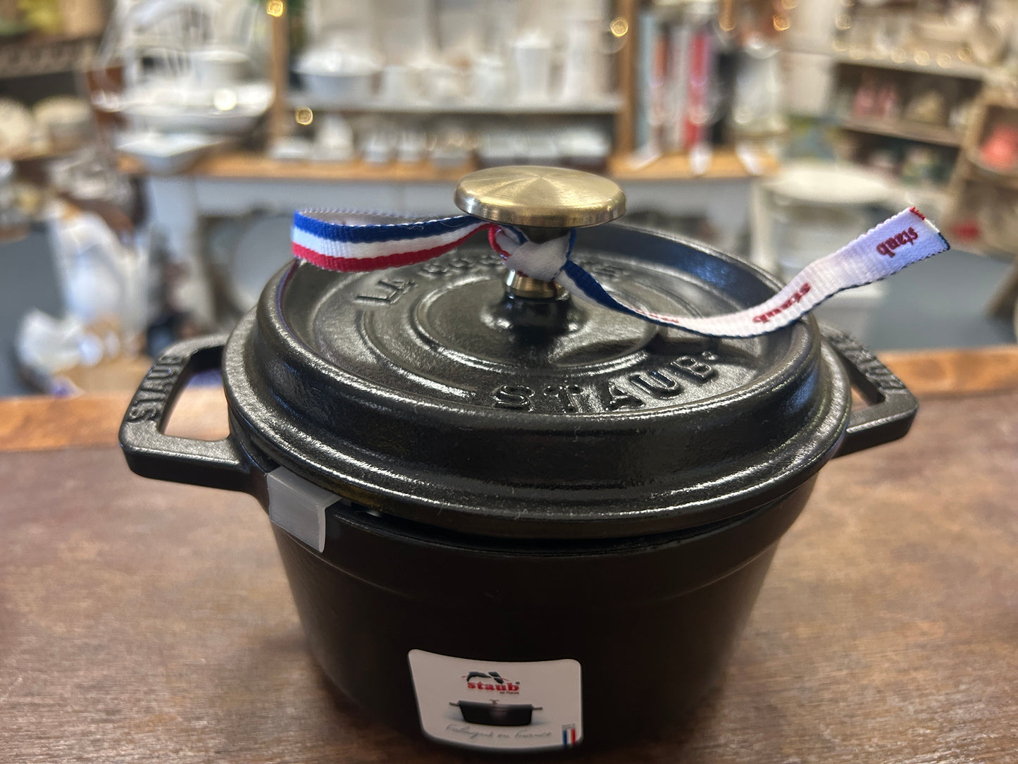 Staub NEW Black .75 QT Round France, .75 QT