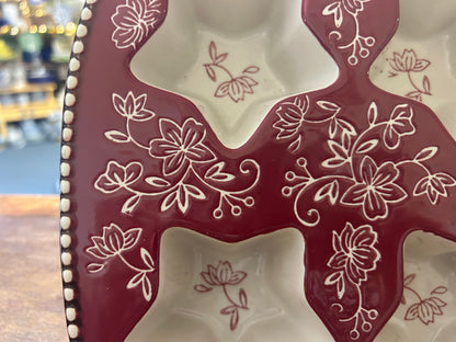 Cranberry Temptations Floral Lace Star Muffin Pan, 12"