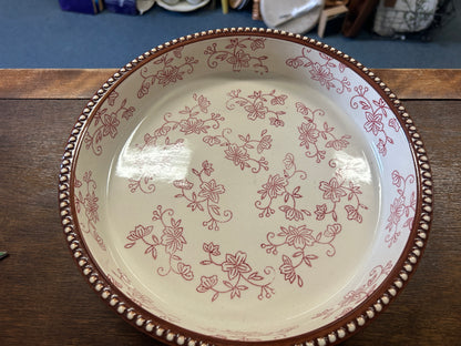 Cranberry Temptations Floral Lace 9" Round Baker, 9"