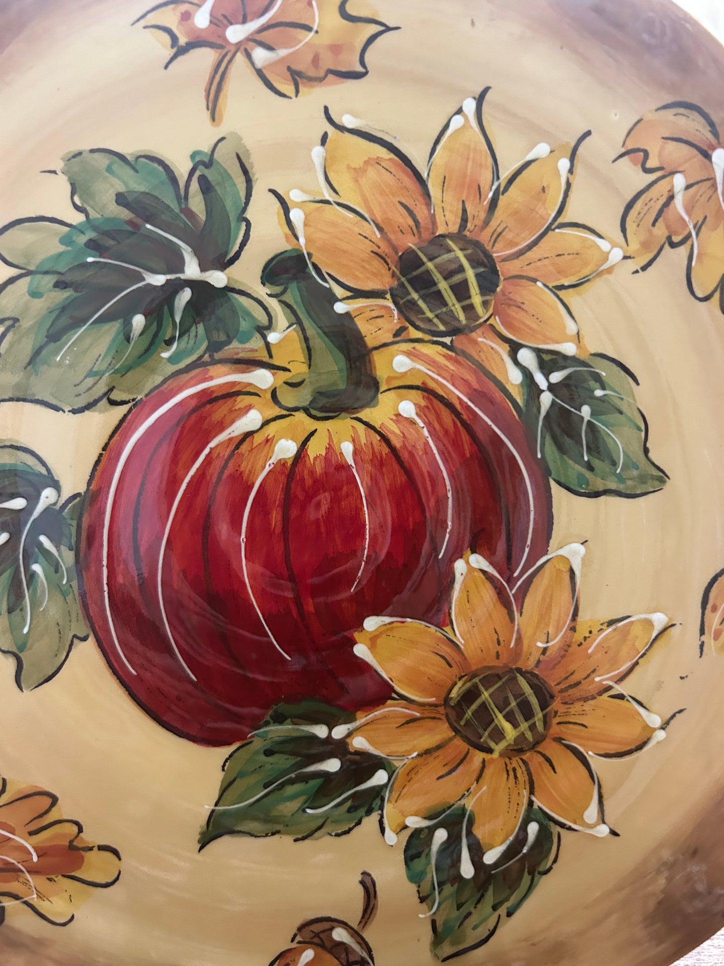 Multicolor Maxcera Pumpkin Plate Scallop Edge, 10 3/4