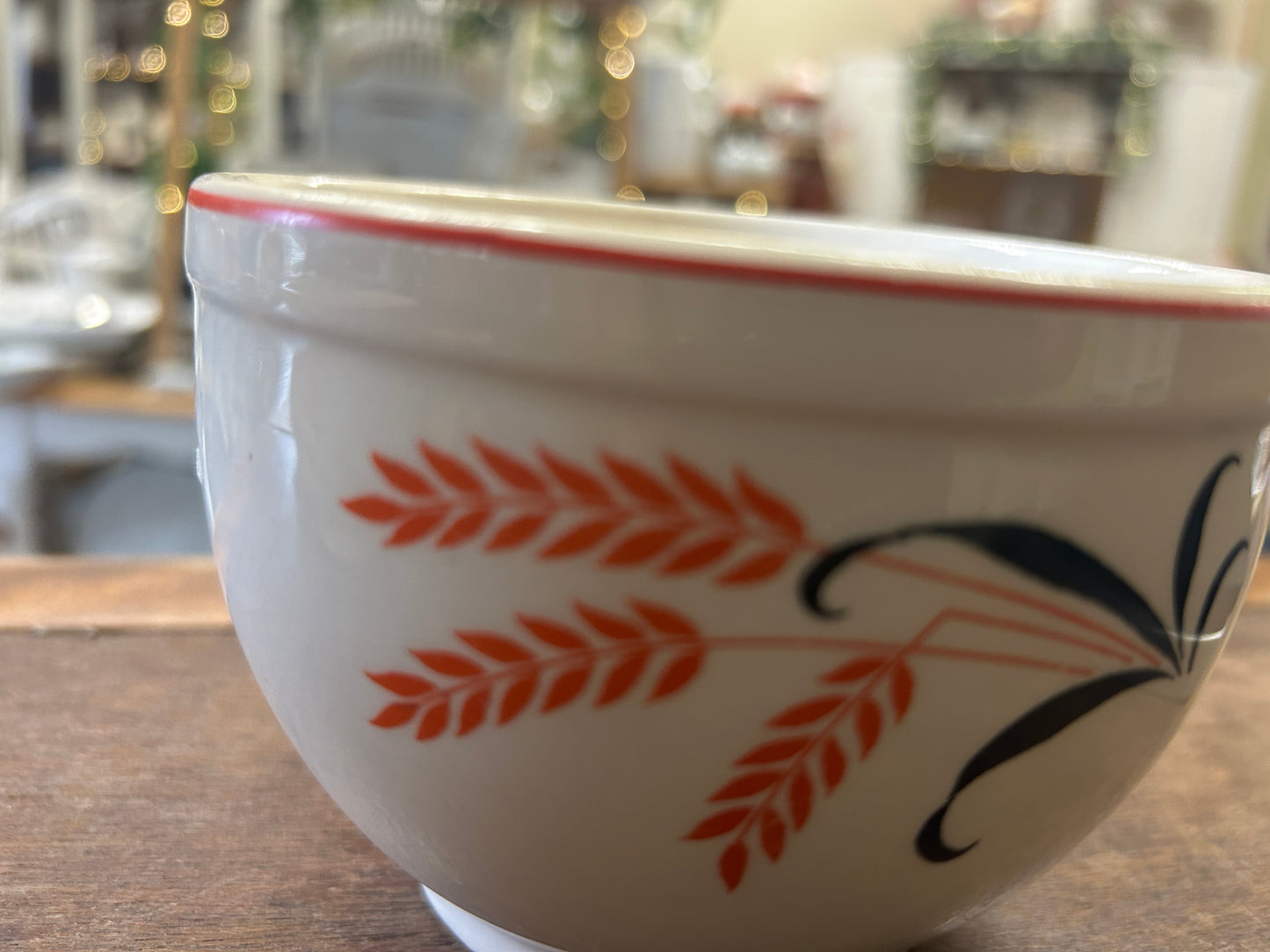 Orange & White Universal Potteries Vintage Cattail Bowl, 5"