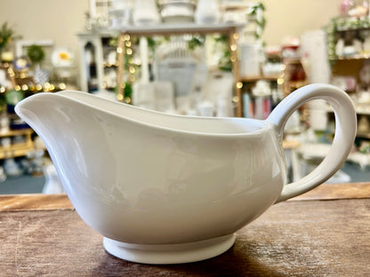 Vista Alegre White Gravy Boat Portugal, 8 1/2"