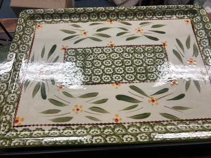 Green Temptations Old World Platter w/ Stand, 15 1/2"