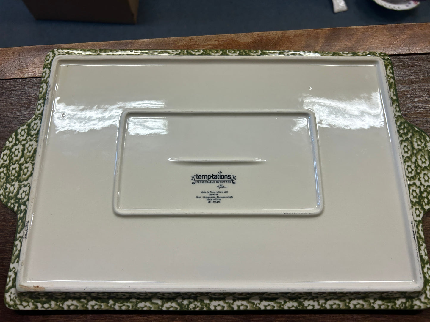 Green Temptations Old World Platter w/ Stand, 15 1/2"