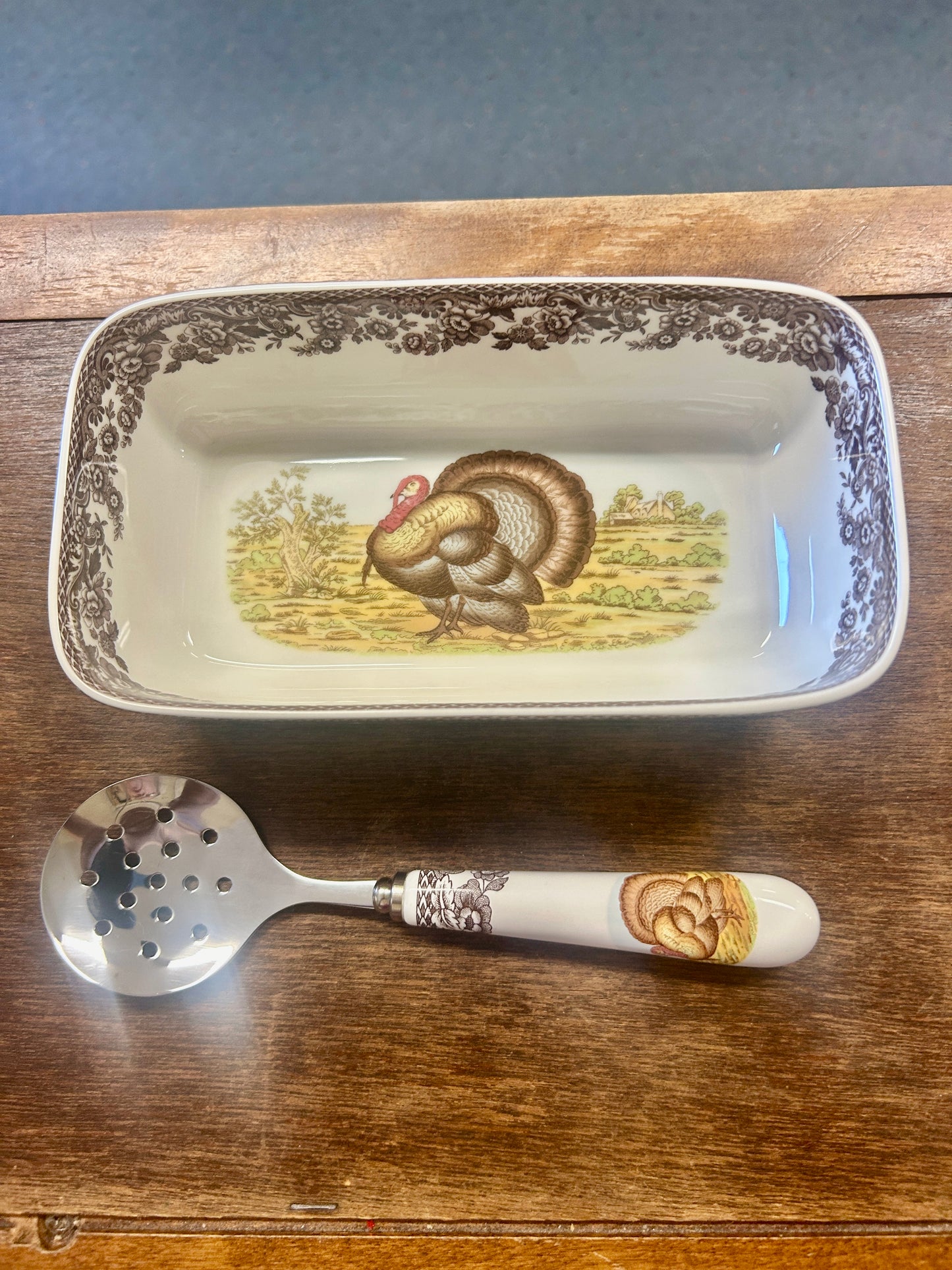 Brown Spode NEW Thanksgiving Bowl w/ Spoon, 8"