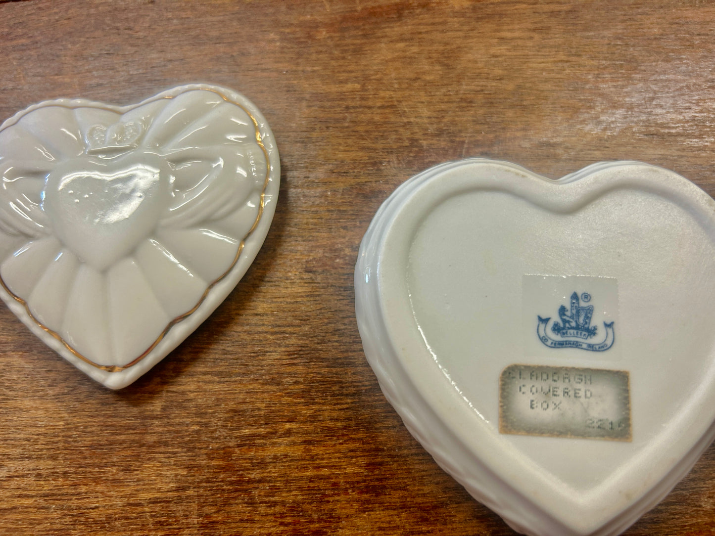 White Belleek NEW Claddagh Plate Ireland, 9"