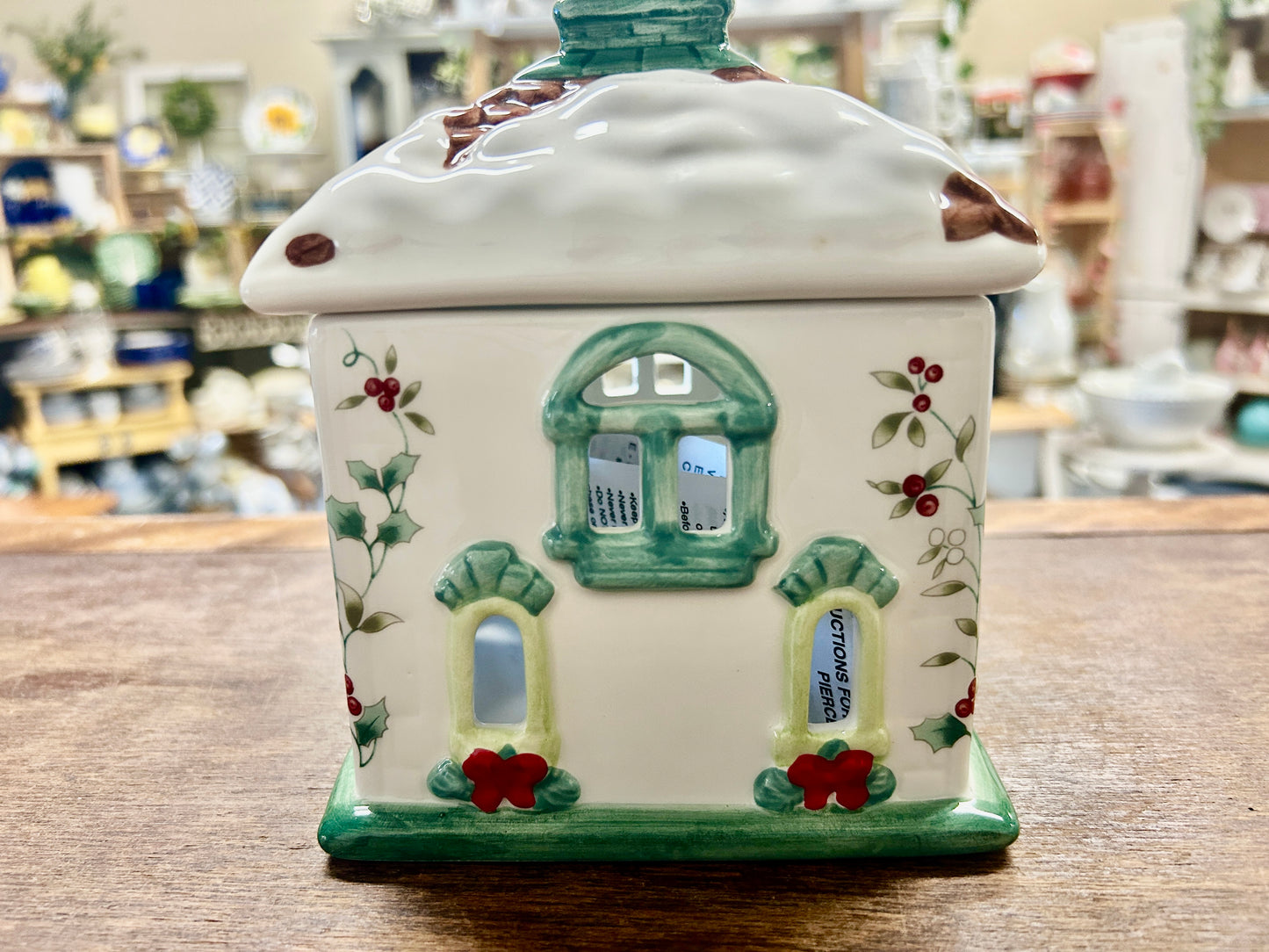 Red Green White Pfaltzgraff Winterberry House Candleholder, 6 1/4"