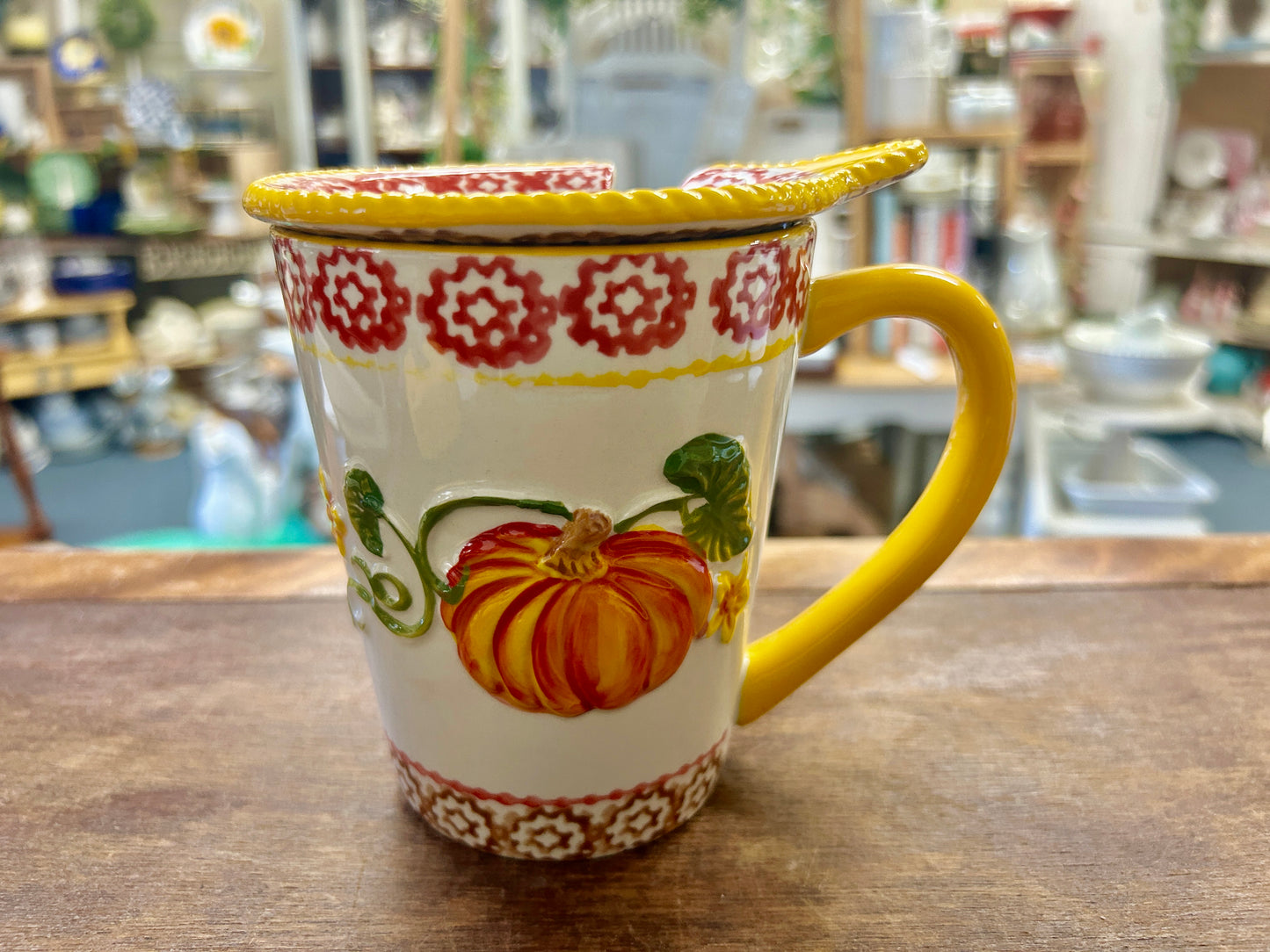 Orange & Yellow Temptations Pumpkin Mug w/ Cover, 16 ounces