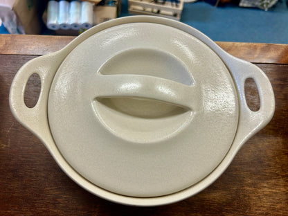 Cream Corningware Stoneware 1.5 QT Baker, 1.5 QT