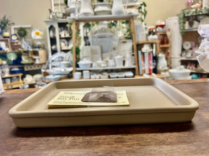 Natural Pampered Chef NEW Small Bar Pan, 9 1/2"
