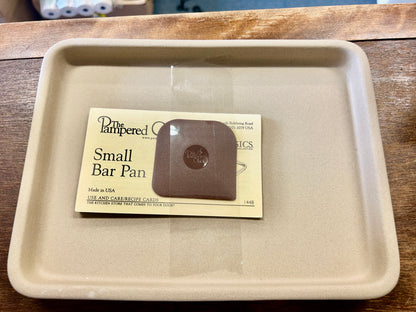Natural Pampered Chef NEW Small Bar Pan, 9 1/2"