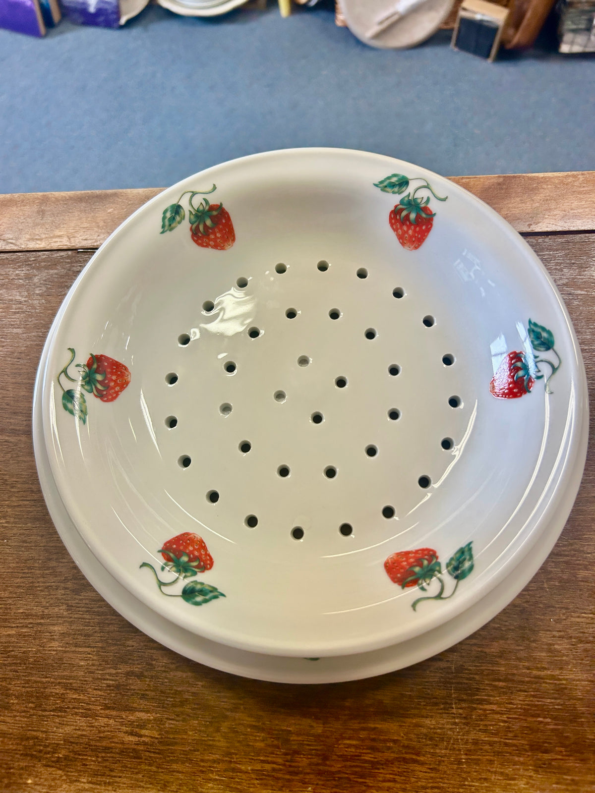 Red & white Apilco Strawberry Colander & Plate France, 9 3/4"