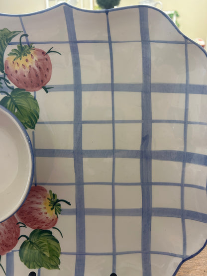 Red White Blue Calypso Strawberry Chip & Dip Italy, 13"