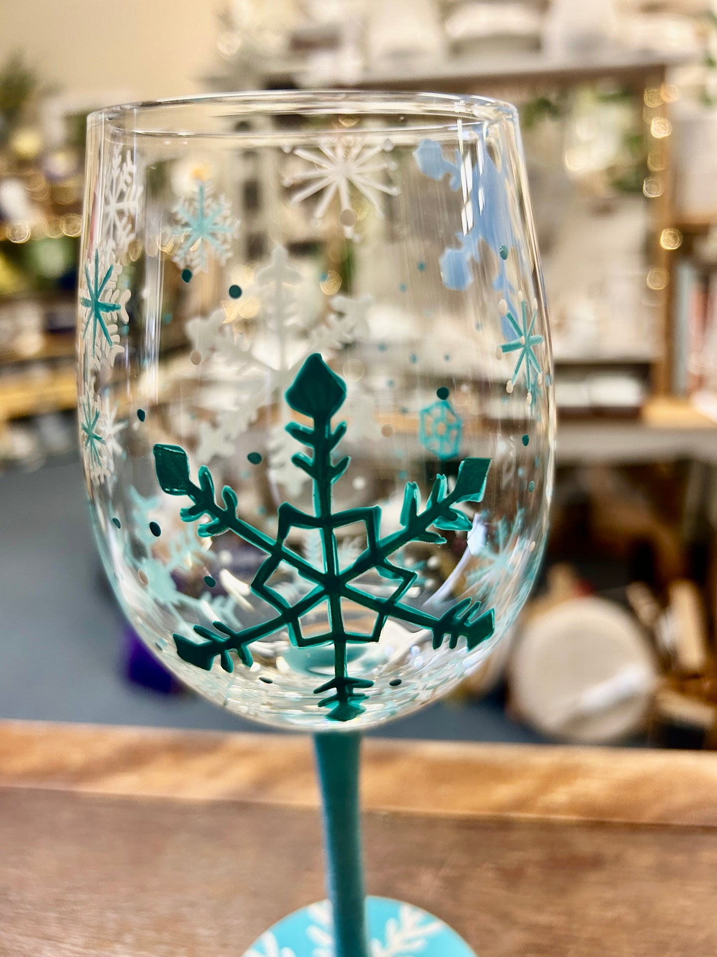 Blue Lolita NEW Snowflake Glass, 9"